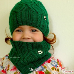 ​Вязаная шапочка и снуд для малышей