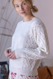 Интересный джемпер спицами