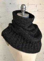 Вяжем идеальный снуд спицами