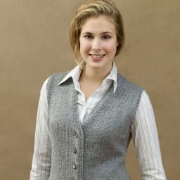 Жилет, связанный спицами - одежда для деловых дам!