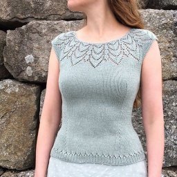 Летний топ с круглой кокеткой топ с круглой кокеткой