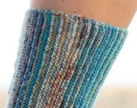 Носки, связанные поперек