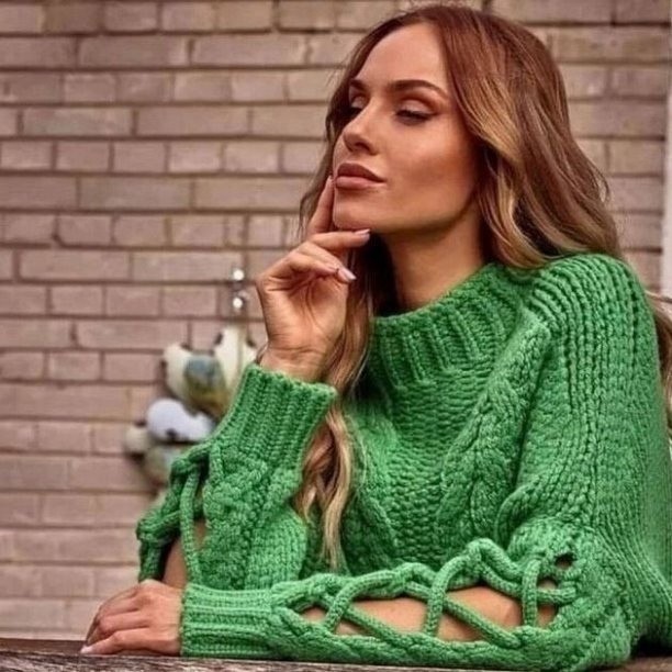 Креативный свитер спицами Креативный свитер спицами