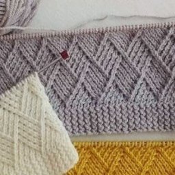 Узор универсальный «Ромбы», вяжем спицами