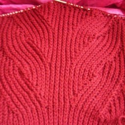 Интересный узор с косичками