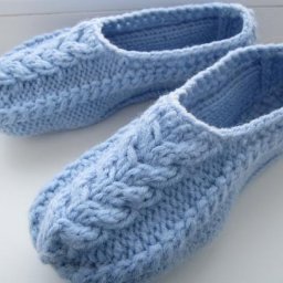 Милые вязаные тапули