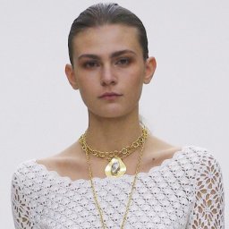 Лаконичная кофточка крючком