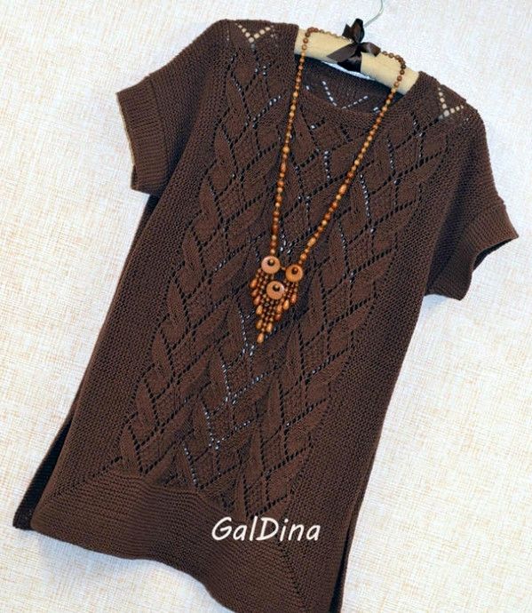 Женская туника с кружевным узором