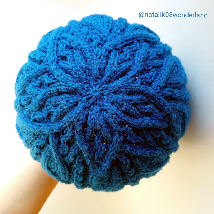 Описание вязания шапочки "Conversion"