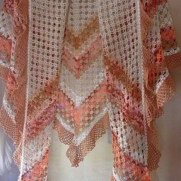 Интересная шаль крючком