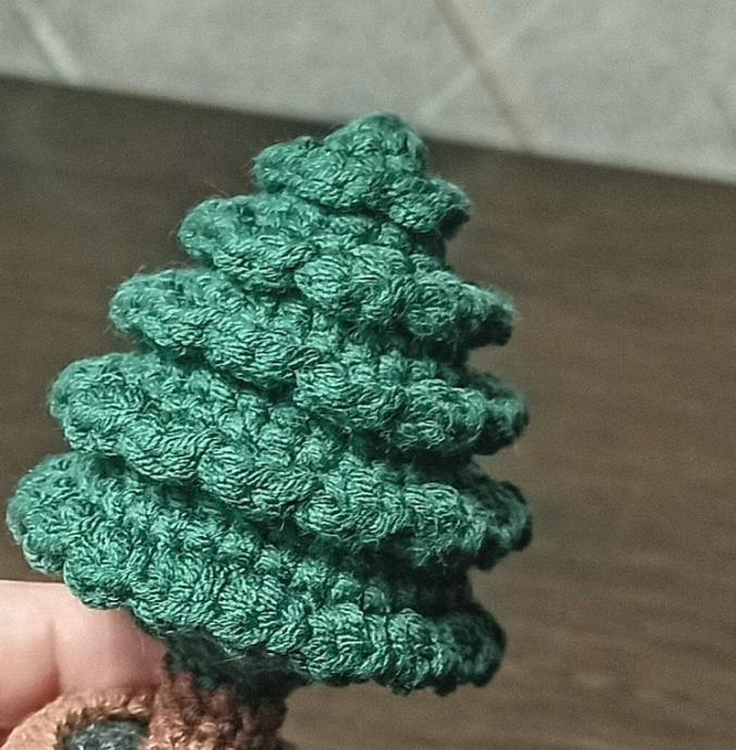Ёлочка из YarnArt Jeeans, связанная крючком