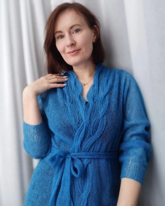 Кардиган с косой по планке