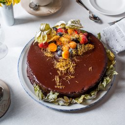 У нас сегодня сразу 2 именинницы!