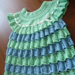 Платье крючком, вяжем детям