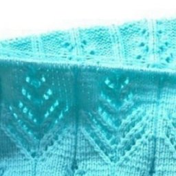 Еще одна вариация "Ёлочки" спицами