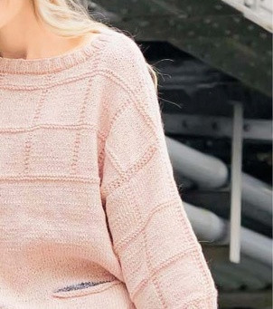 Джемпер спицами, вяжем из пряжи меланжевого крашения