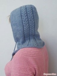 Теплый капор, связанный спицами