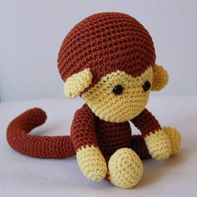 Вязаная обезьянка - милая игрушка для милого ребенка
