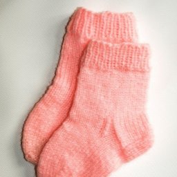 Вяжем простые носочки - детальное описание для начинающих