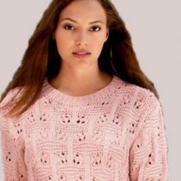 Нежный пуловер спицами