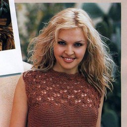 Топ с ажурной кокеткой