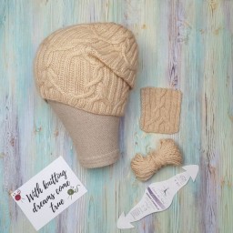 Вяжем модную шапку-бини