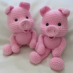 Вязаный поросенок