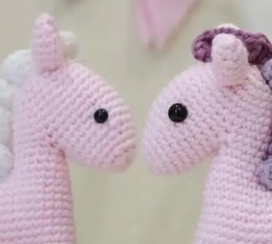 Лошадка-качалка крючком