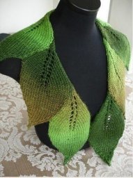 Шарф из вязаных листьев, вяжем спицами
