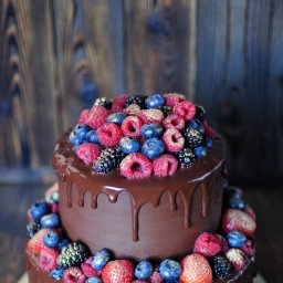 Поздравляем рукодельниц, родившихся 1 июня