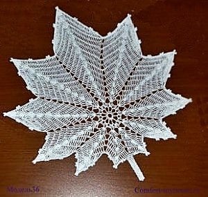 Вязаный подстаканник - кленовый лист Вязаный подстаканник - кленовый лист