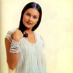 Ажурный жилет для любителей деликатных вещей