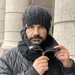 Мужской комплект: шапка и снуд, вяжем спицами