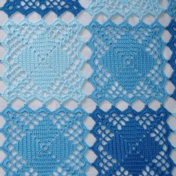 50 оттенков голубого - плед из квадратных мотивов