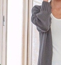 Удлиненный кардиган спицами Удлиненный кардиган спицами