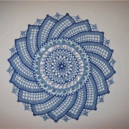 Цветочная салфетка крючком