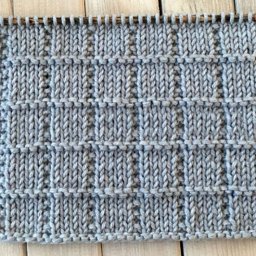 Красивый узор спицами