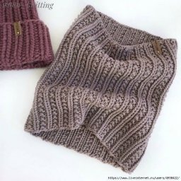 Простой узор спицами, но смотрится шикарно