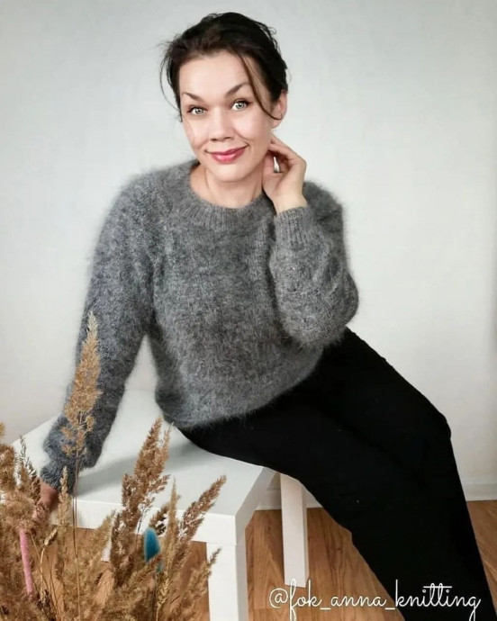 Серый джемпер из пуха норки Серый джемпер из пуха норки