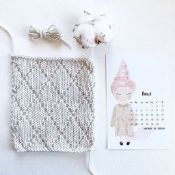 Милый узор спицами