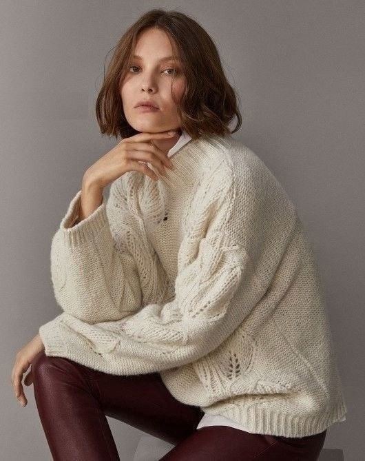 Пуловер Massimo Dutti узором с крупными листьями Пуловер Massimo Dutti узором с крупными листьями