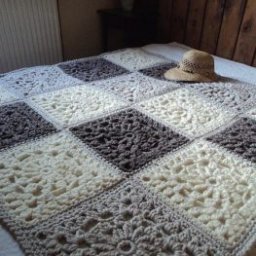 Хорошенький мотив для вязаного пледа