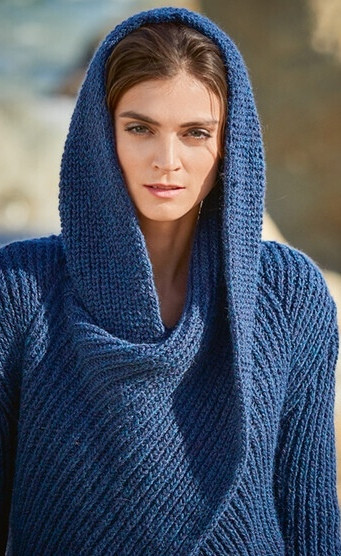 Жакет с воротником-снудом.