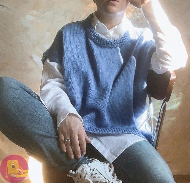 Жилет спицами