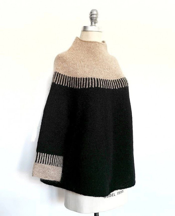 Интересный свитер-пончо Cedar Point