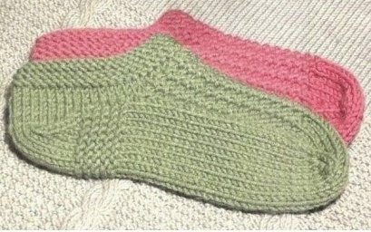 Вязание тапочек на двух спицах без швов