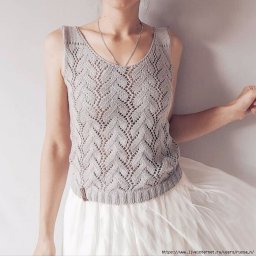 Женский топ спицами