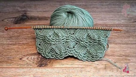 Красивый узор спицами