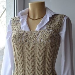 Женский жилет, замечательно сочетается с офисным стилем