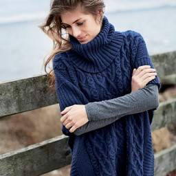 Сапфировое пончо спицами